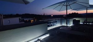 INTERNETGRAFIK Terrasse Rooftop Bar