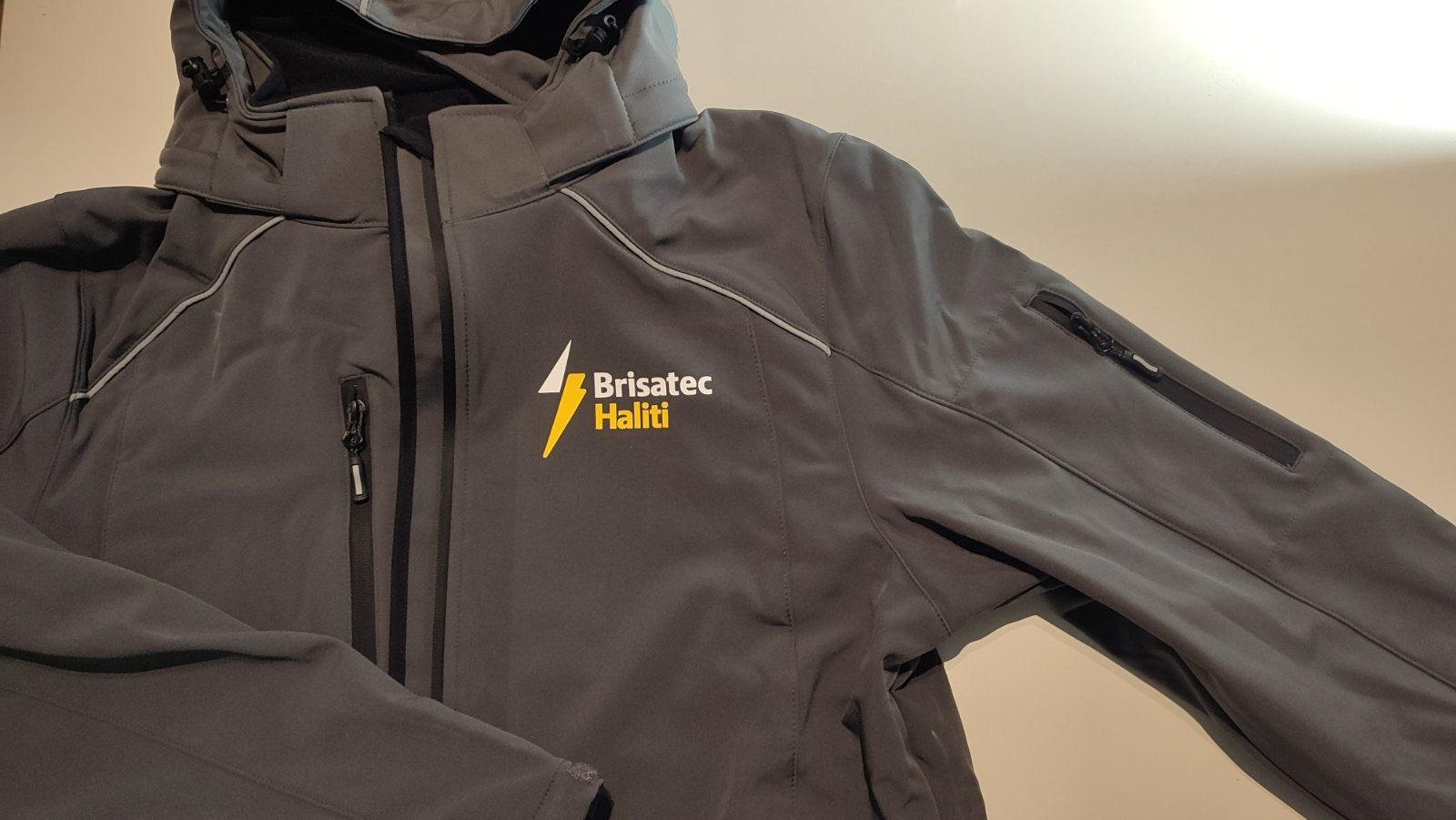 Textildruck Winterthur für Brisatec Haliti